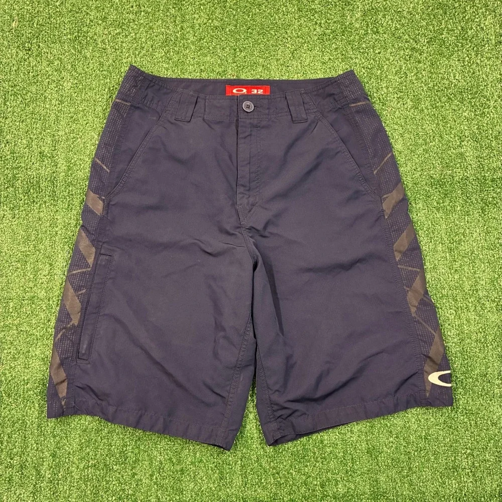 Vintage Oakley Nylon Board Shorts